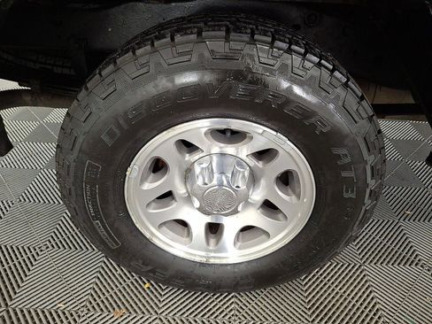 Used 2011 Ford Ranger XLT image 25