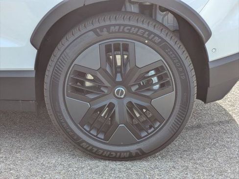 New 2026 Volvo EX30 Cross Country Ultra w/ Protection Package Premier image 6