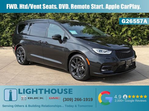 Used 2022 Chrysler Pacifica Limited w/ Uconnect Theater Family Group image 1