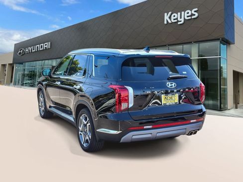 Used 2023 Hyundai Palisade Limited FWD image 7