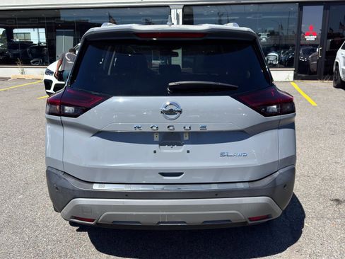 Used 2021 Nissan Rogue SL image 5