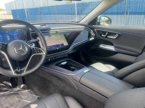 Used 2026 Mercedes-Benz E 350 Sedan image 17
