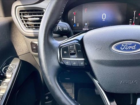 Used 2023 Ford Escape Active image 11