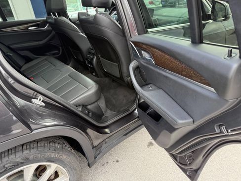 Used 2018 BMW X3 xDrive30i w/ Driving Assistance Package image 11