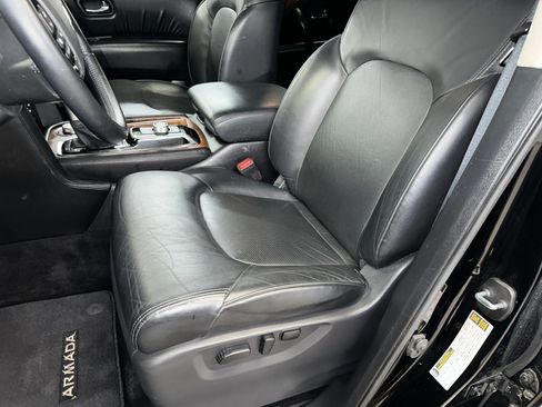 Used 2024 Nissan Armada SL w/ Captain's Chairs Package AWD/4WD image 2