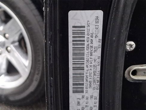 Used 2017 RAM 1500 Express image 26