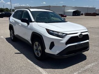 Used 2025 Toyota RAV4 LE AWD/4WD video 1