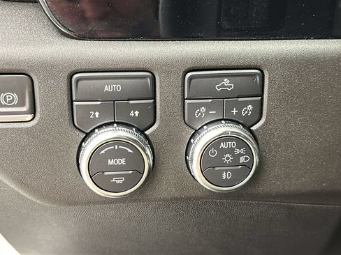 Used 2024 GMC Sierra 1500 Elevation w/ Preferred Package AWD/4WD image 24