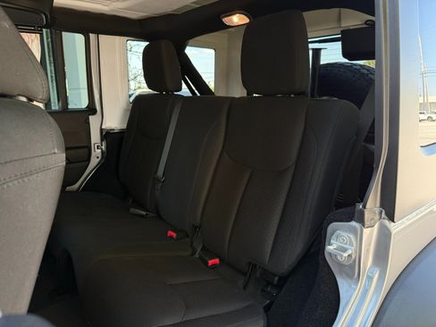 Used 2016 Jeep Wrangler Unlimited Sport w/ Quick Order Package 24S image 38