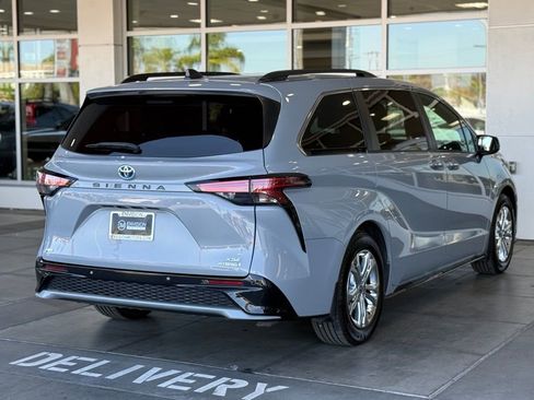 Certified 2023 Toyota Sienna XSE image 14