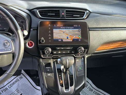 Used 2018 Honda CR-V Touring image 21