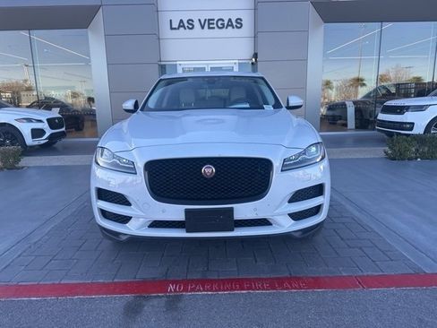 Used 2020 Jaguar F-PACE Prestige image 2