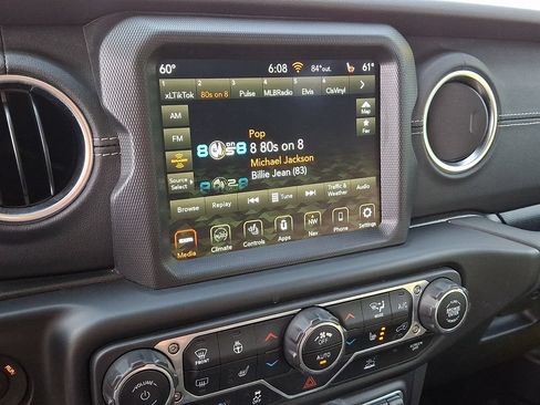 Used 2023 Jeep Wrangler Unlimited Sahara w/ Cold Weather Group AWD/4WD image 18