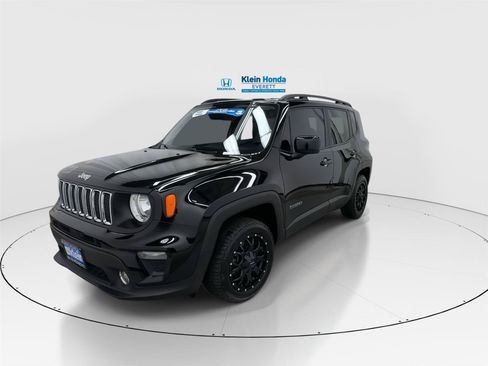 Used 2020 Jeep Renegade Latitude w/ Cold Weather Group AWD/4WD image 6