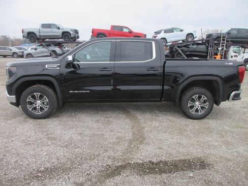 New 2026 GMC Sierra 1500 SLE AWD/4WD image 9