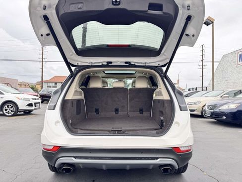 Used 2017 Lincoln MKC Reserve w/ Lincoln MKC Climate Package FWD image 19