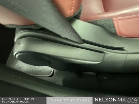 Used 2024 MAZDA CX-30 AWD 2.5 S w/ Preferred Package image 28