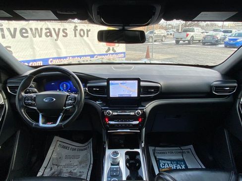 Used 2022 Ford Explorer ST w/ ST Street Pack image 23