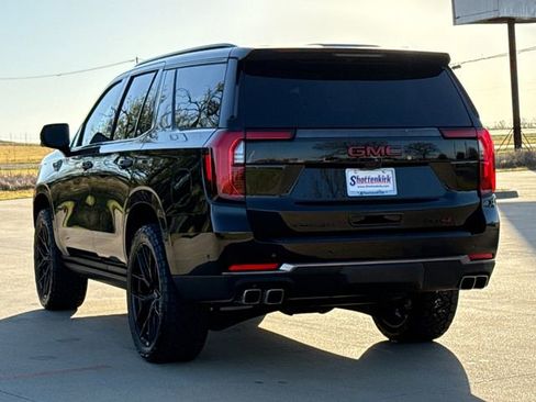 Used 2025 GMC Yukon AT4 Ultimate AWD/4WD image 7