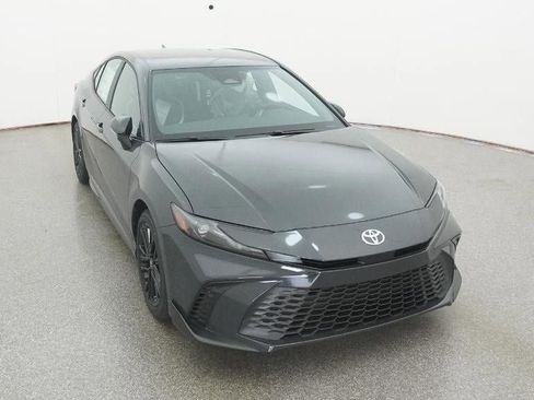 New 2026 Toyota Camry SE image 14