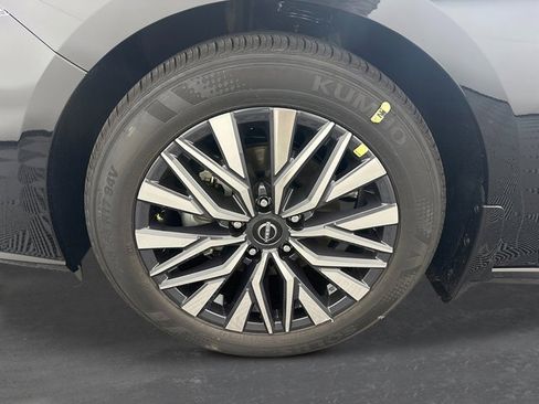 New 2025 Nissan Altima 2.5 SV w/ SV Premium Package image 6