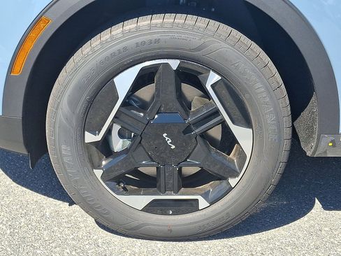 New 2026 Kia Sportage S image 5