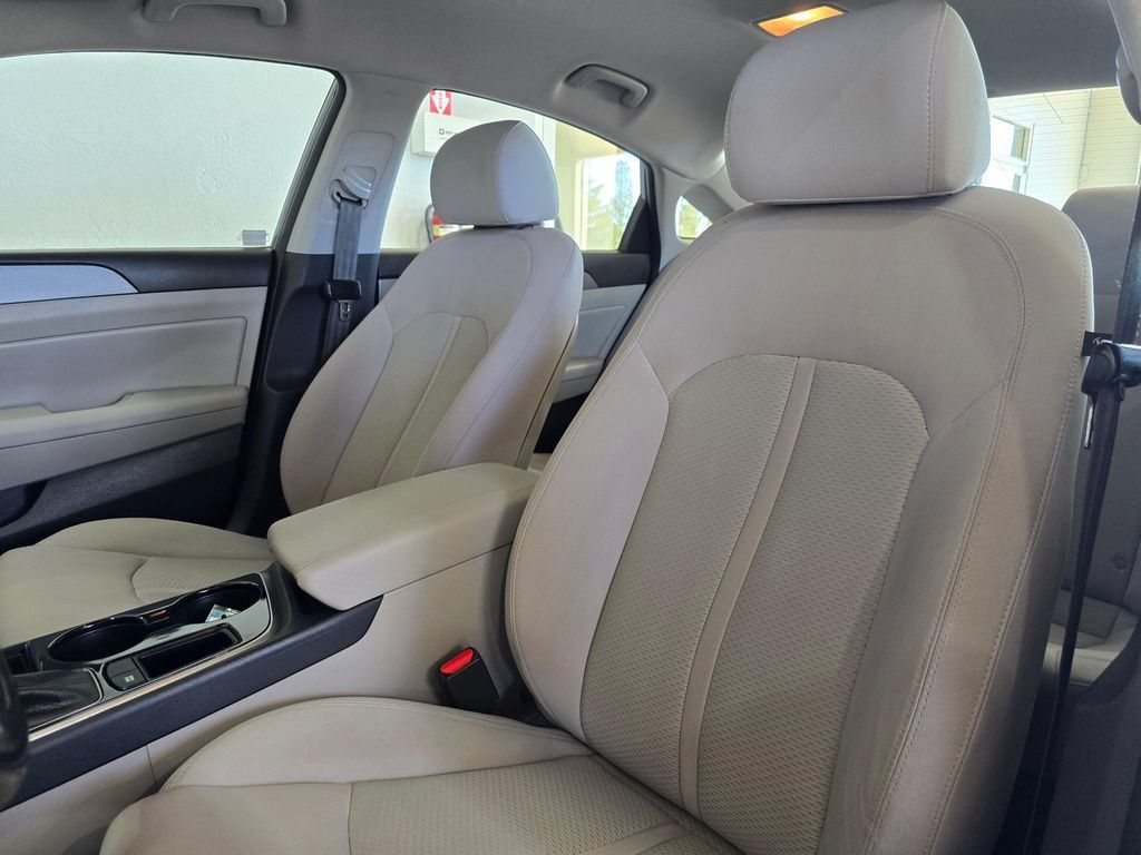Used 2018 Hyundai Sonata SEL FWD image 25