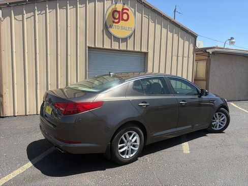 Used 2013 Kia Optima LX FWD image 2