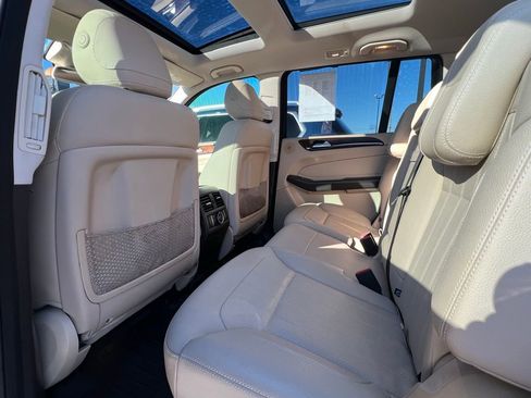 Used 2019 Mercedes-Benz GLS 450 4MATIC image 18