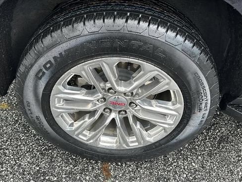 Certified 2023 GMC Yukon SLT AWD/4WD image 36