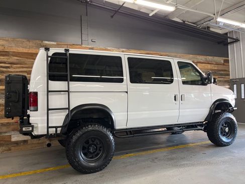 Used 2009 Ford E-350 and Econoline 350 XL image 46