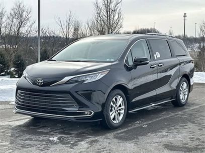 New 2026 Toyota Sienna Limited