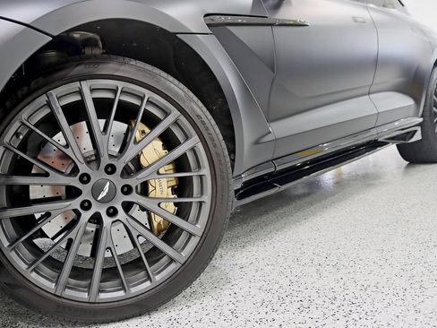 Used 2023 Aston Martin DBX 707 AWD/4WD image 4