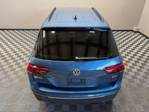 Used 2020 Volkswagen Tiguan SE w/ 3rd Row Seat Package AWD/4WD image 12