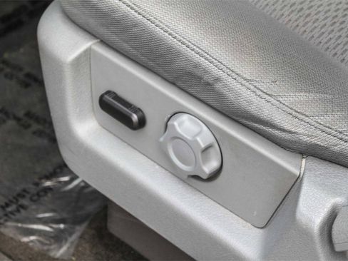 Used 2014 Ford F150 XLT w/ Equipment Group 302A Luxury image 27