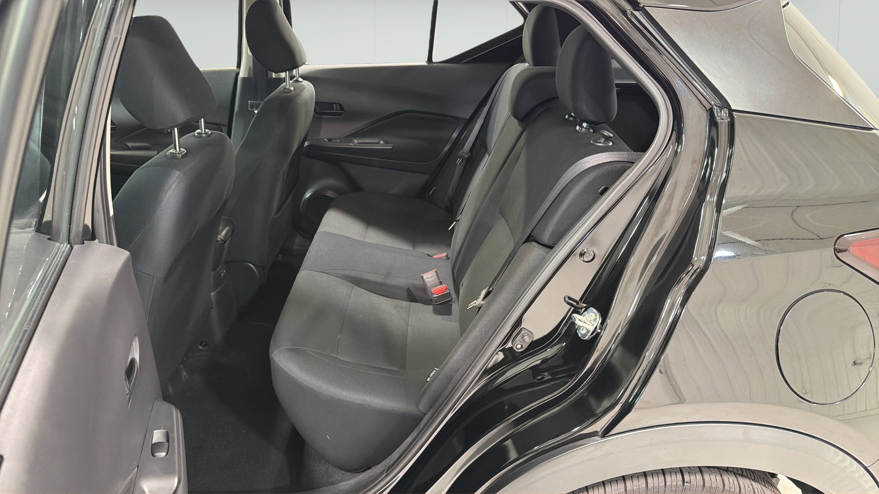 Used 2024 Nissan Kicks S FWD image 20