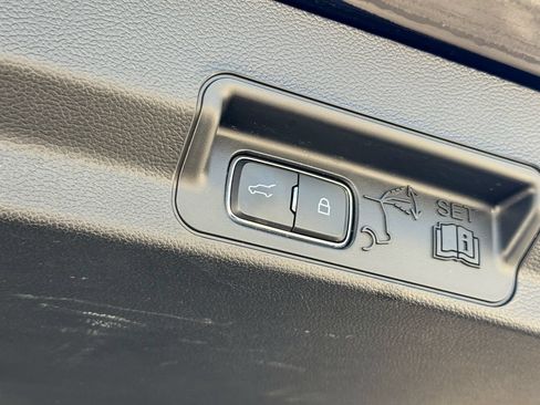 Certified 2023 Ford Explorer XLT AWD/4WD image 17