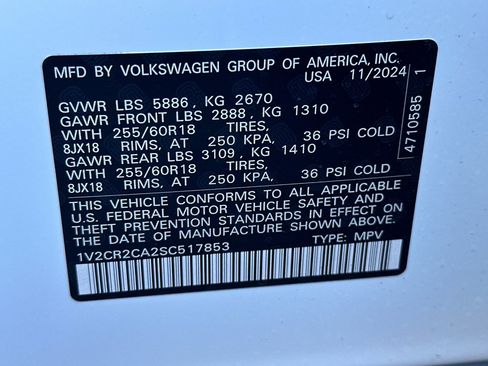 New 2025 Volkswagen Atlas Peak Edition SE image 24