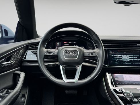 Used 2023 Audi Q8 Prestige w/ Prestige Package image 13