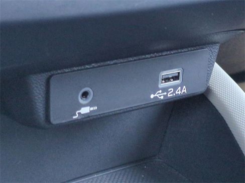 Used 2025 Subaru Forester image 24