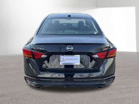 Certified 2024 Nissan Altima 2.5 SR image 5