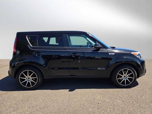 Used 2016 Kia Soul + w/ Audio Package FWD image 2