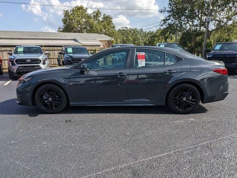 New 2026 Toyota Camry SE FWD image 7