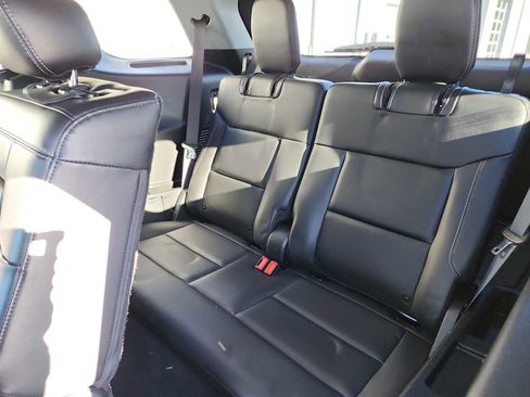 Used 2022 Ford Explorer XLT w/ Equipment Group 202A image 16