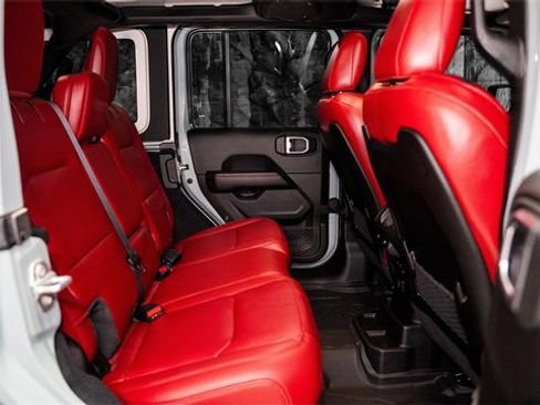 Used 2024 Jeep Wrangler Unlimited Rubicon 392 image 17