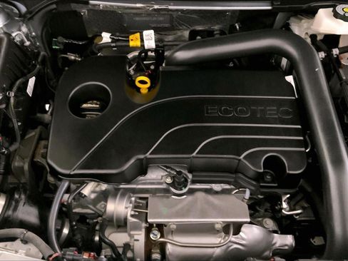 Used 2026 Chevrolet Equinox LT FWD image 30