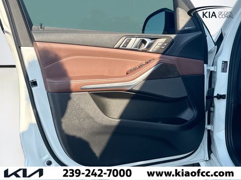 Used 2022 BMW X5 M50i w/ Executive Package image 20