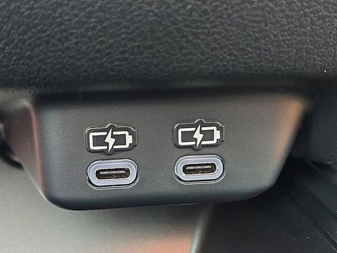 New 2026 Lexus UX 300h AWD image 18