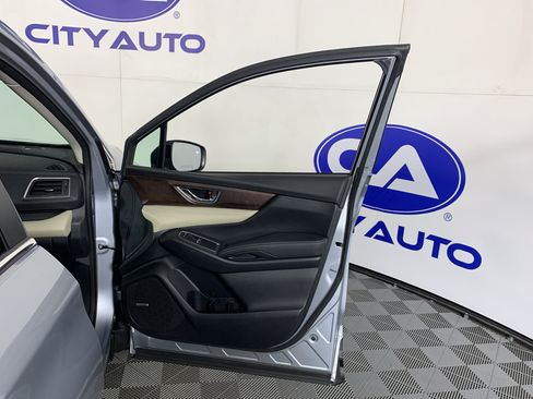 Used 2022 Subaru Ascent Touring AWD/4WD image 38