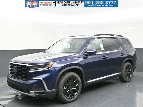 New 2025 Honda Pilot Touring image 1